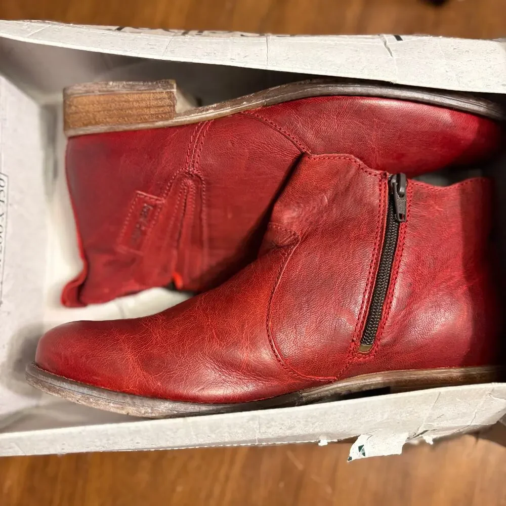 Josef Seibel Sienna 45 Boots 9.5 US 40 EU NWT Red Leather Ankle Booties Comfort